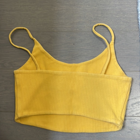 Cropped yellow tank - Picture 2 of 2